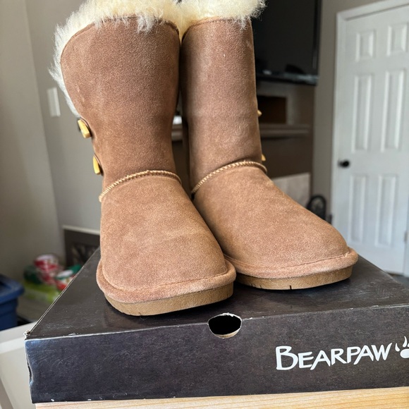 NEW BearPaw Abigail Boots - Size 6 - Picture 3 of 6